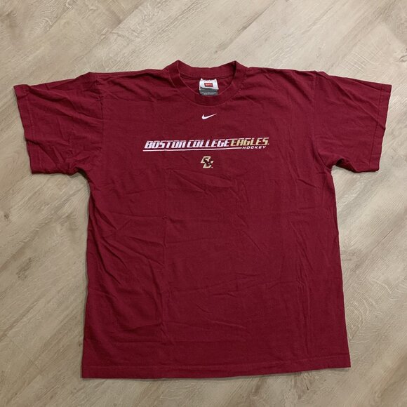 Vintage Nike Team Boston College Eagles Hockey T-Shirt Men's Large Center Swoosh - Picture 1 of 6